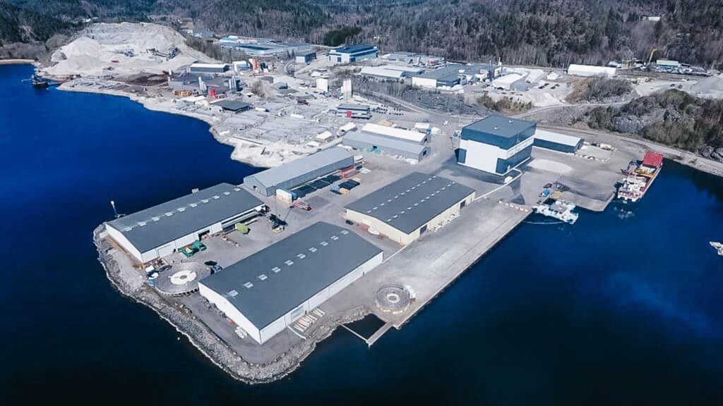 An overview of the Colliflow warehouse taken from the air.