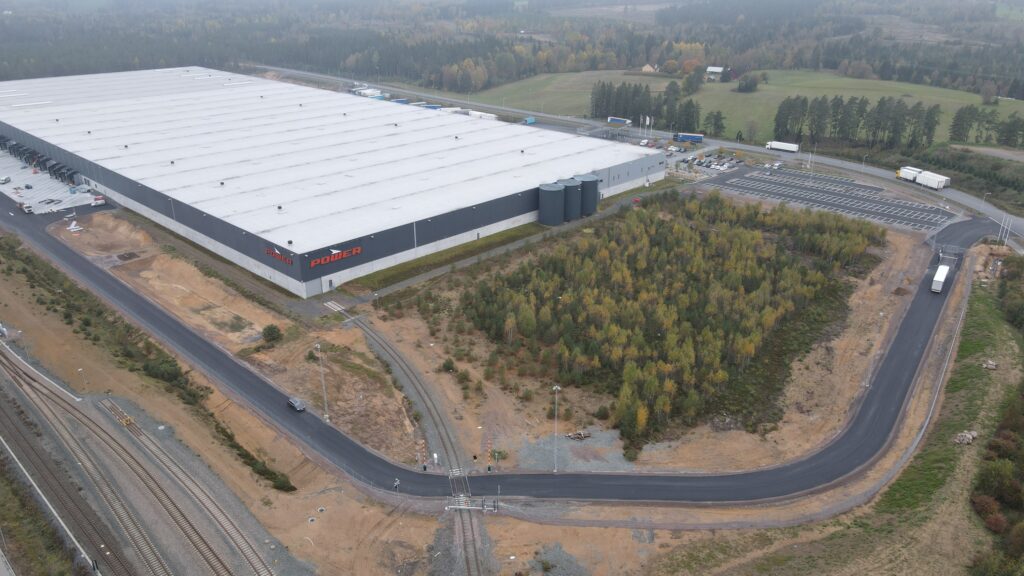 POWERS logistikcenter utökar sin AutoStore